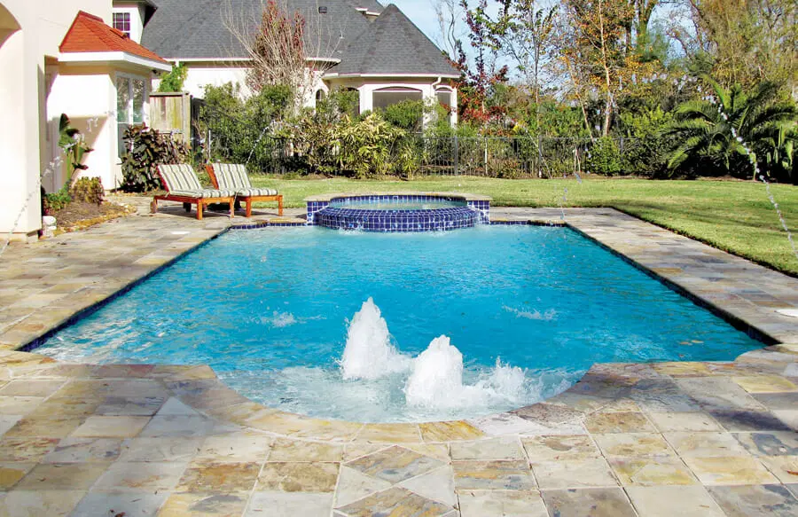 Roman pool with bubbler fountains in Glen Carbon.
